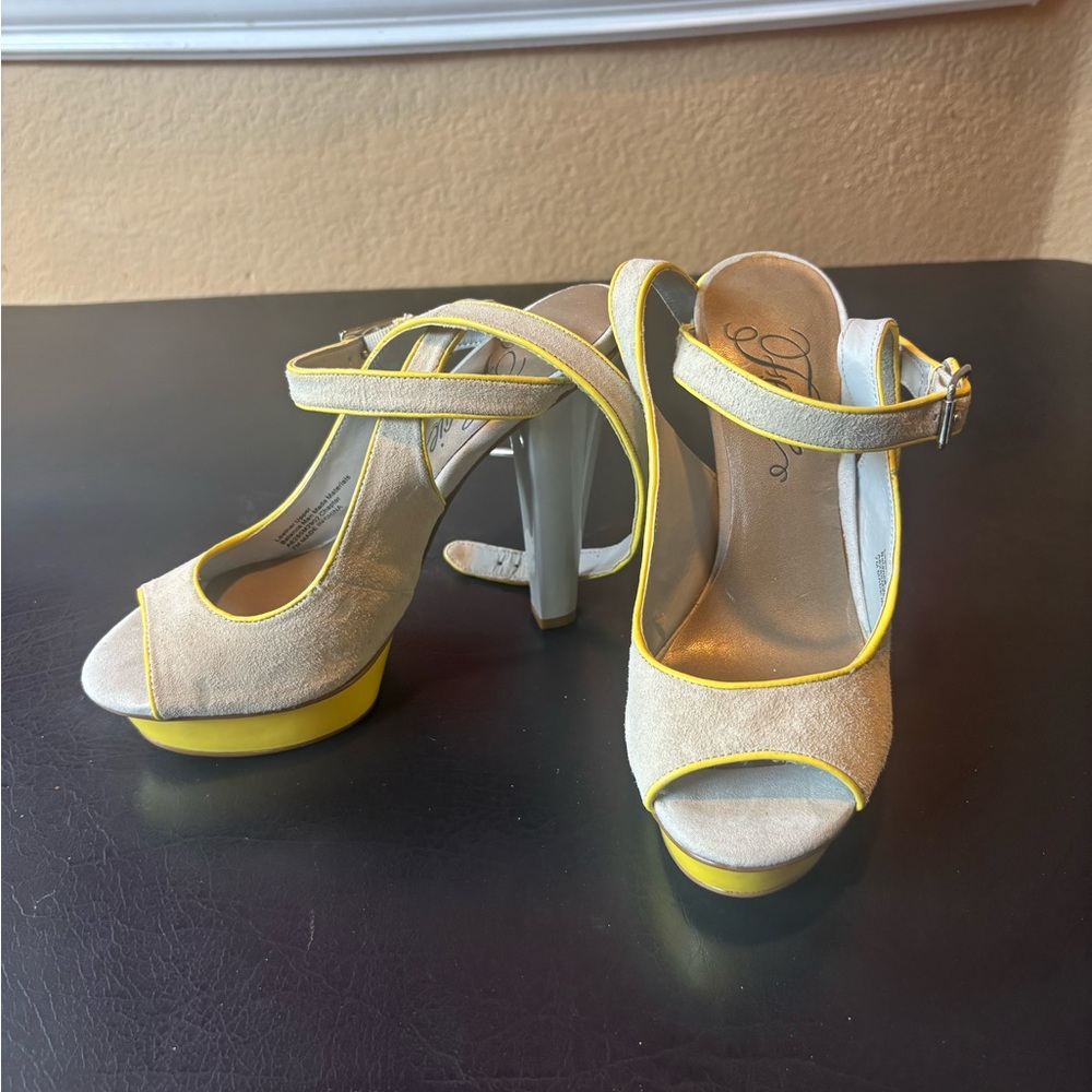 Fergie Grey & Yellow Corduroy Heels with Ankle Straps UNWORN